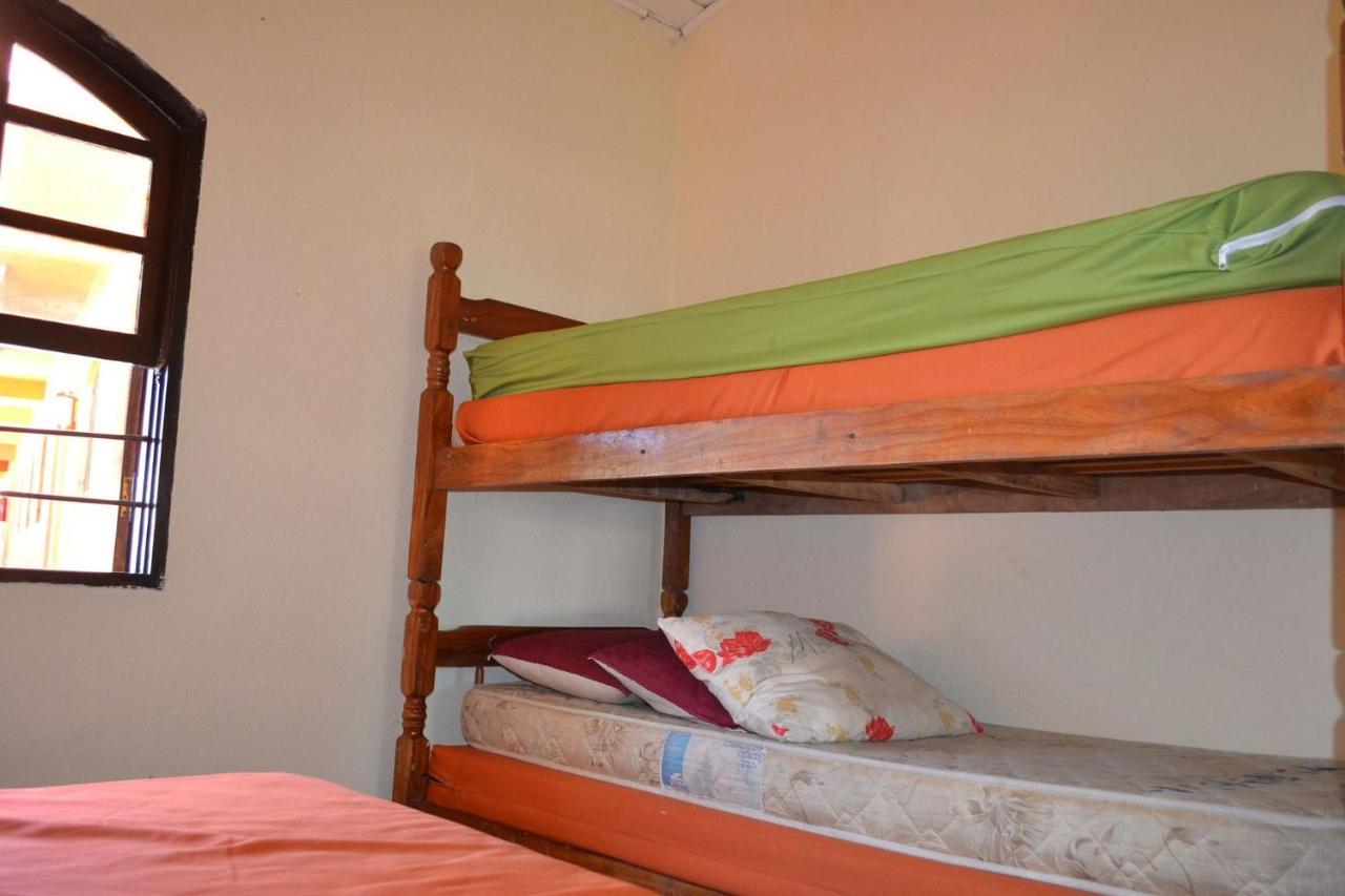 0001.09 - Maranduba - Chale Terreo - 1 Dormitorio - 6 Pessoas - 2 Quadras Do Mar - Piscina - Wi-Fi 乌巴图巴 外观 照片