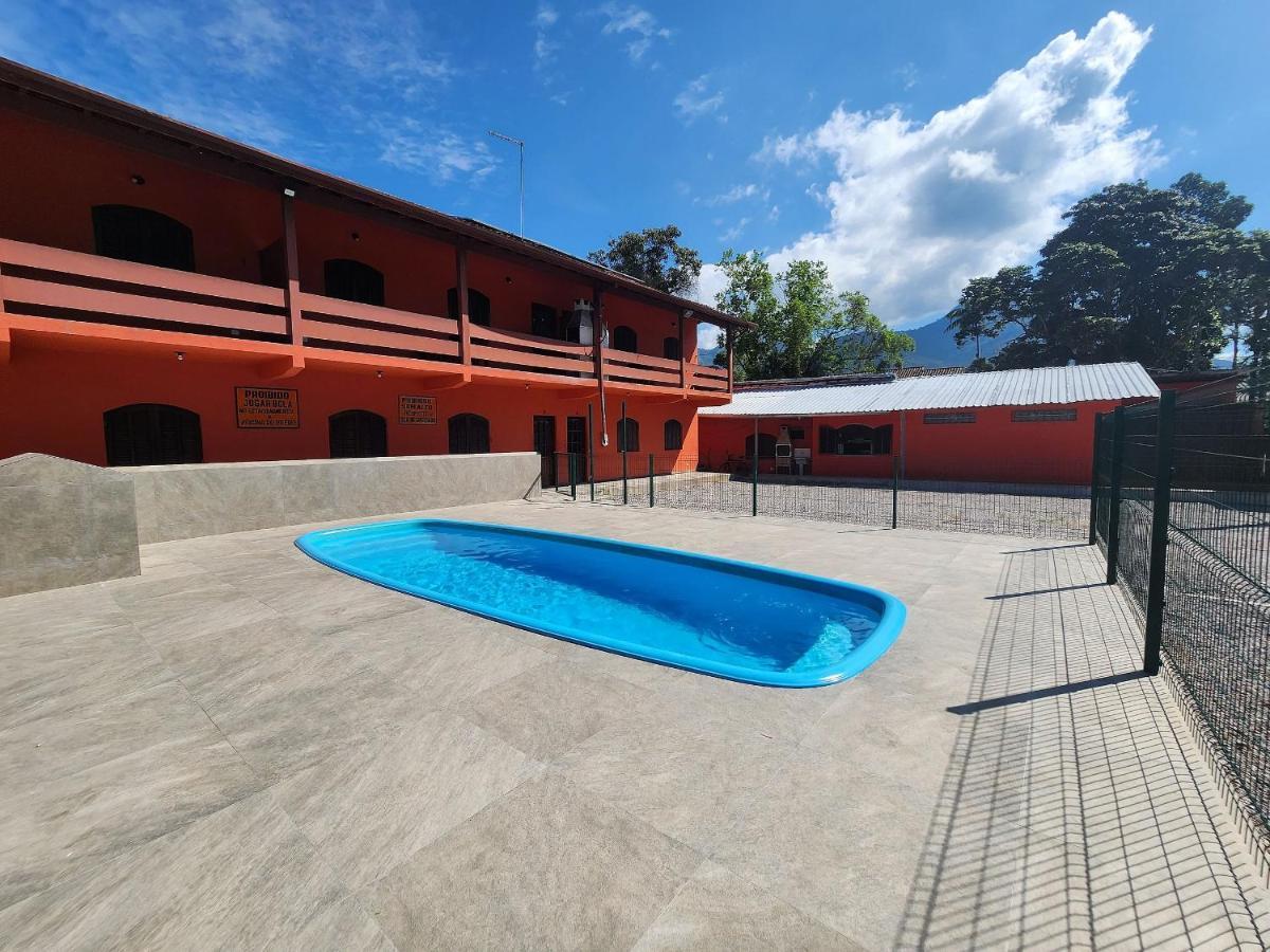 0001.09 - Maranduba - Chale Terreo - 1 Dormitorio - 6 Pessoas - 2 Quadras Do Mar - Piscina - Wi-Fi 乌巴图巴 外观 照片